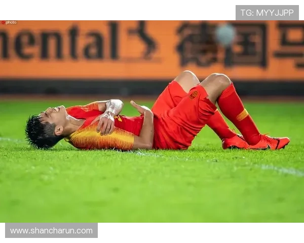 久保建英肌肉撕裂或缺阵数周