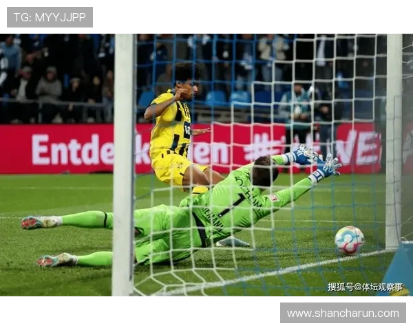 科贝尔：裁判应回放判定阿德耶米被放倒